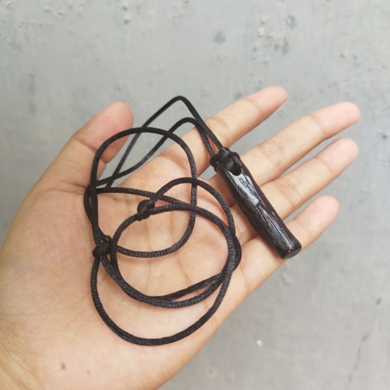 Kalung Akar Bahar Hitam