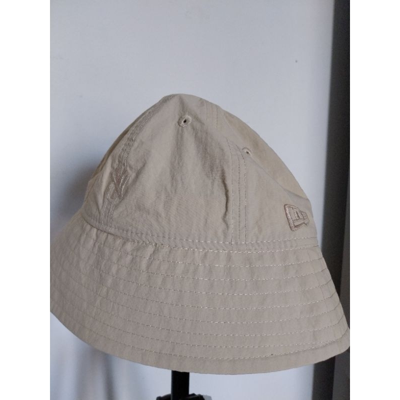 BUCKET HAT NEW ERA