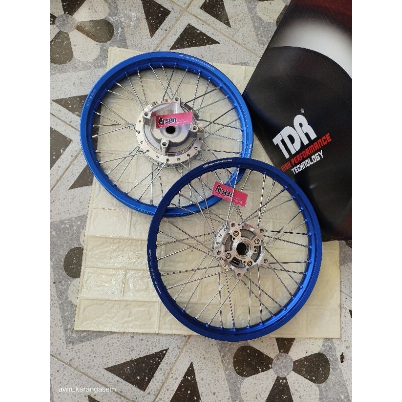 velg TDR PCX beat Scoopy Genio Vario mio aerox nmax old nmax new velg ring 17 TROMOL PCX nmax aerox 