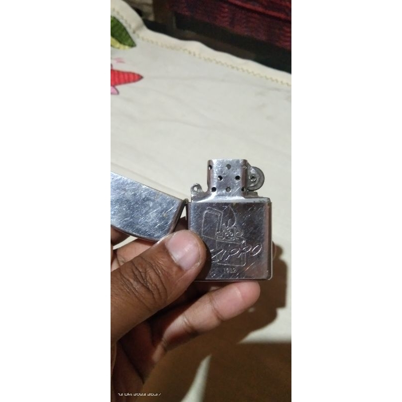 Korek Api Merk" Zippo" Bekas