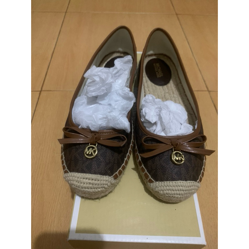 Preloved Like New MK Lora Espadrille