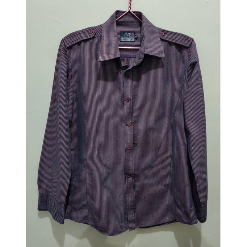 Kemeja kerja merk LR2 LAMODE Preloved