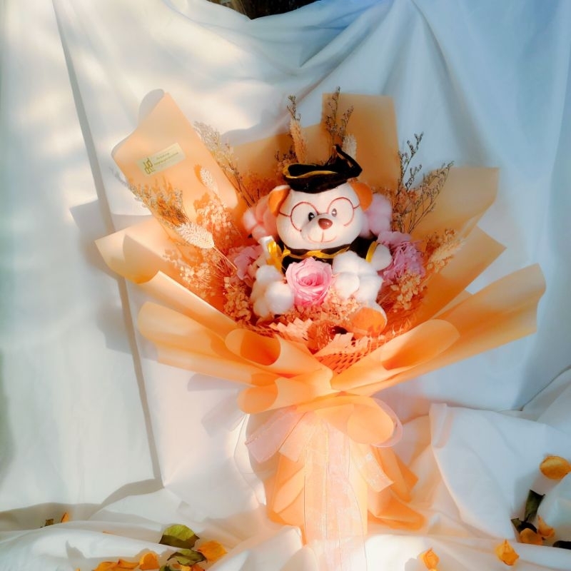 

[The doflo] preserved flowers graduation bouquet / buket wisuda / graduation bouquet