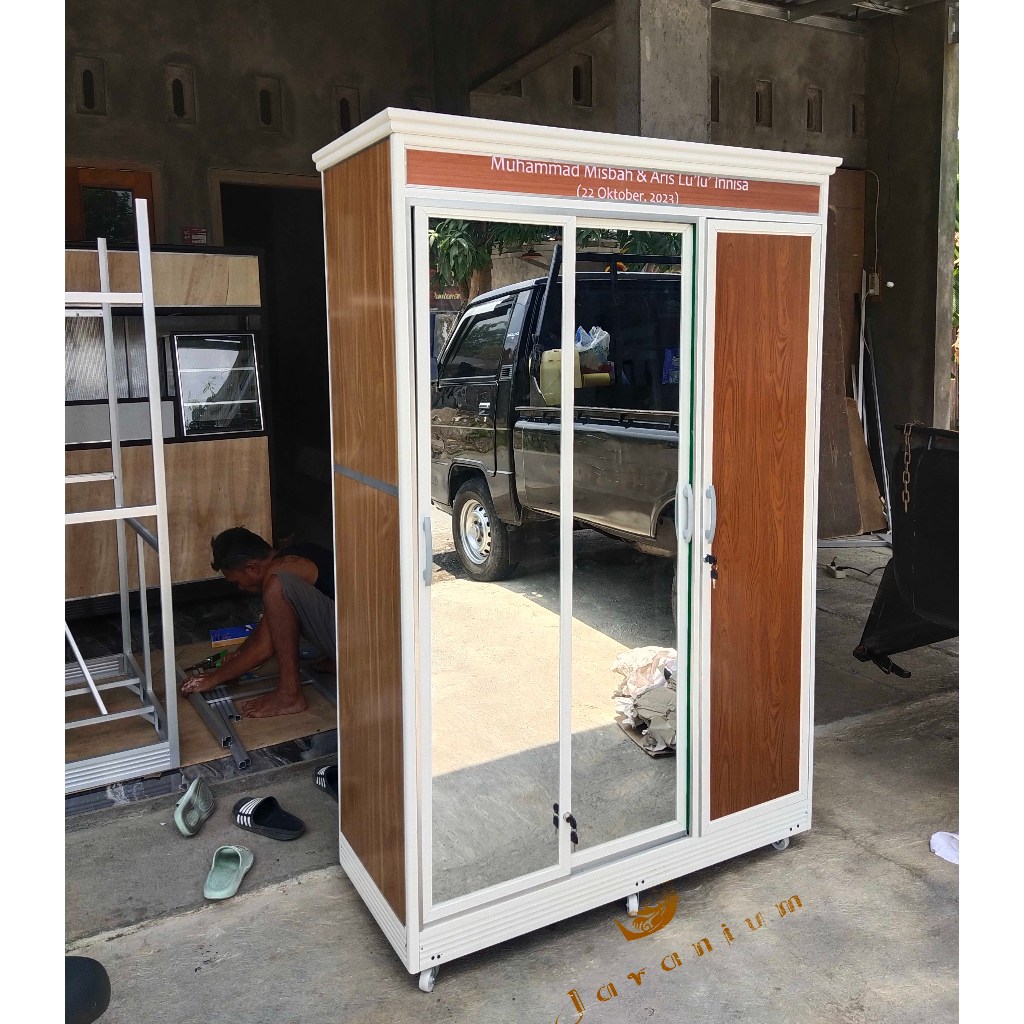 lemari pakaian sleding / lemari aluminium kaca sleding