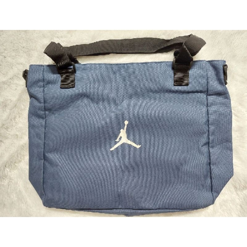 Tas Slempang Preloved Pria dan Wanita