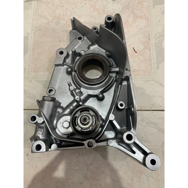 ORIGINAL pompa oli L300 L200 kuda diesel oil pump L200 pompa oli kuda diesel