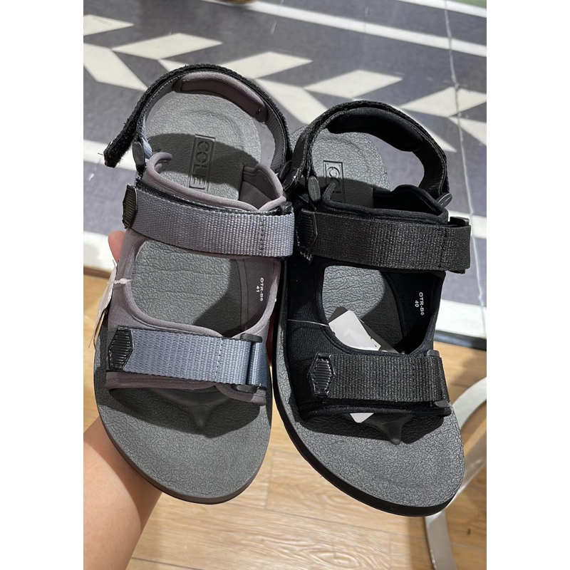 COLE Domani Sandal Gunung