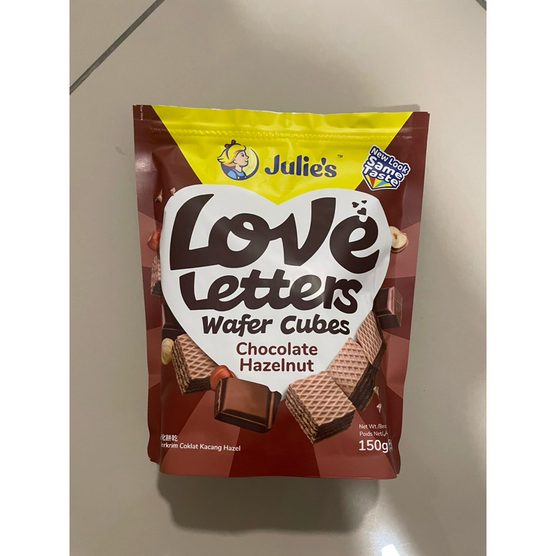 

julie’s love letters wafer cubes chocolate hazelnut
