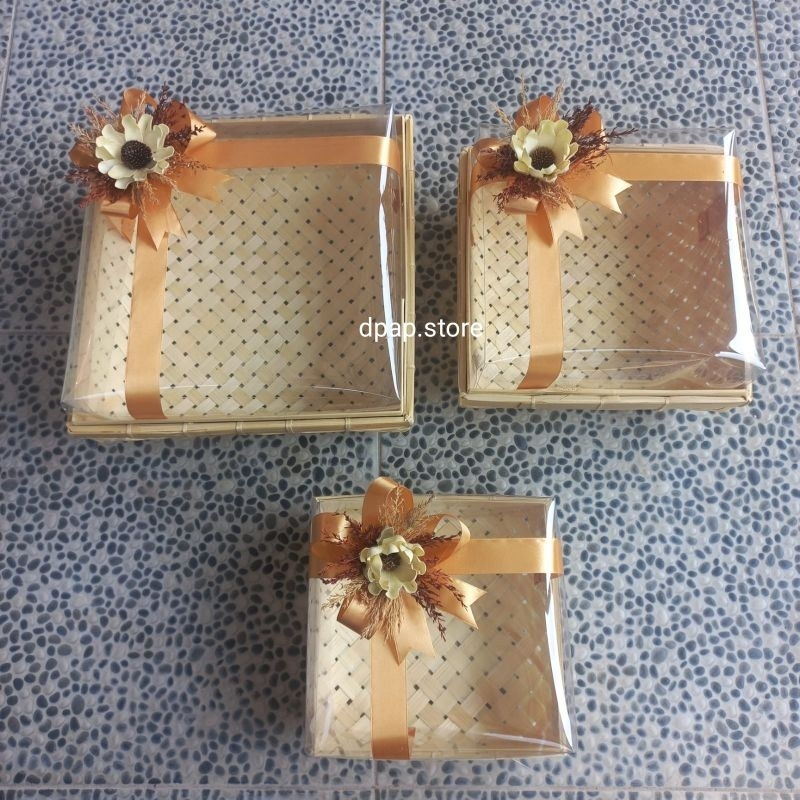 Kotak Hantaran Sokase Mika Besek Kaki Tutup Mika
