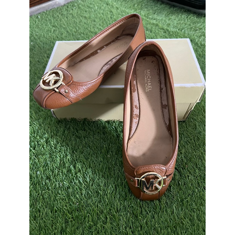 preloved sepatu michael kors fulton