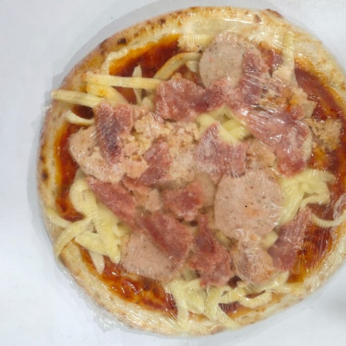 

Gustosa Pizza Frozen All Variant / Pizza Base / Peperoni / Meat