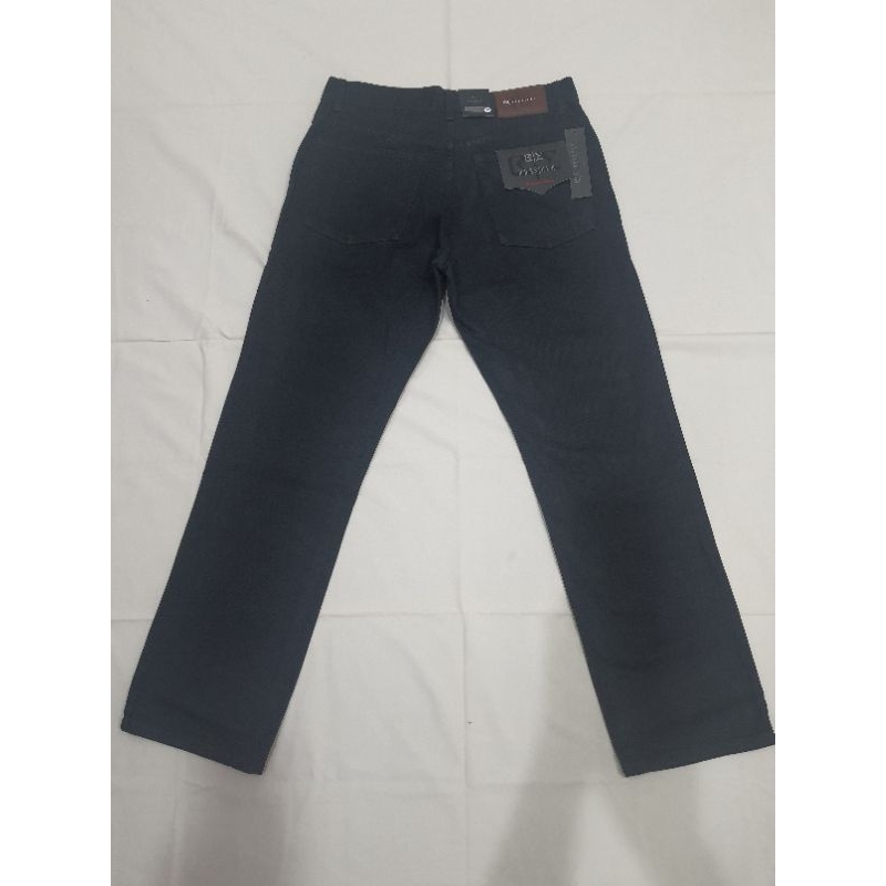 Celana Denim Cotton Boss Evo Non Stretch Color Solid Black