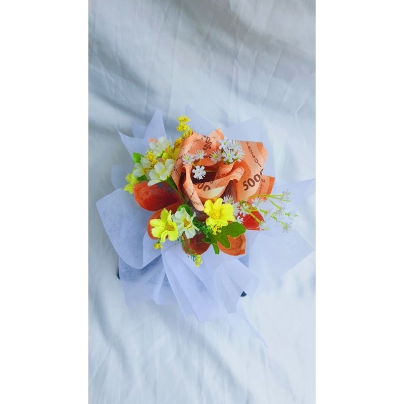 

Kue Buket - Kue Uang - Kue Buket ala korea - Money Cake - Kue Uang Ulang Tahun - Kue Uang - Kue Uang Anniversary - Kue Uang Wisuda - Kue Ulang Tahun - Cake Uang Asli