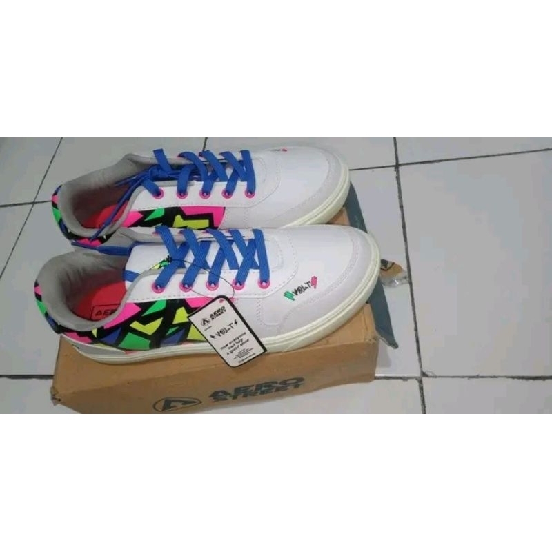 sepatuAerostreet