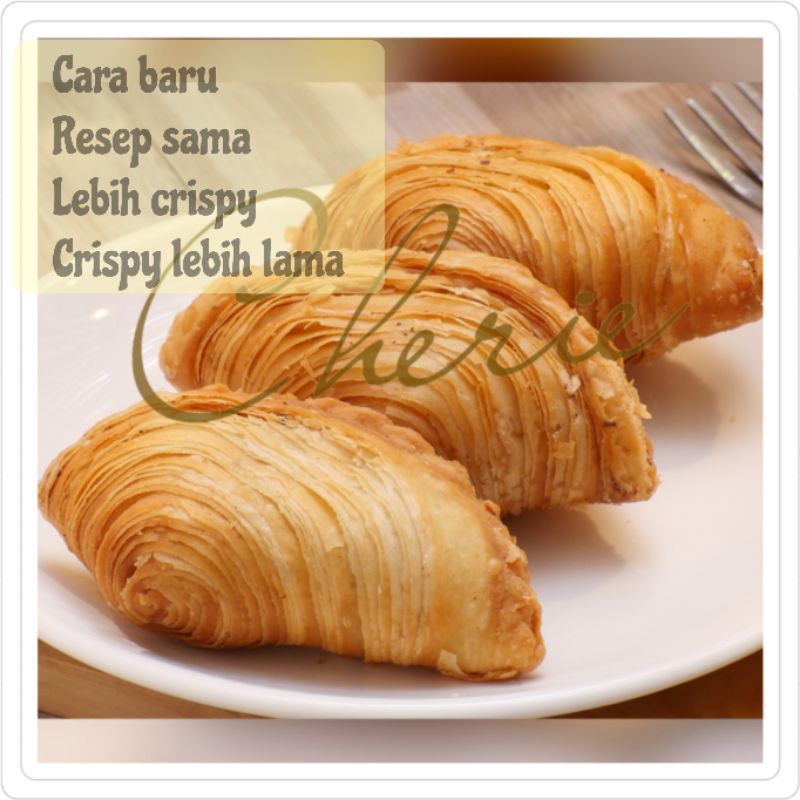 

Karipap Curry Puff Pastel Super Prull - 5 pcs