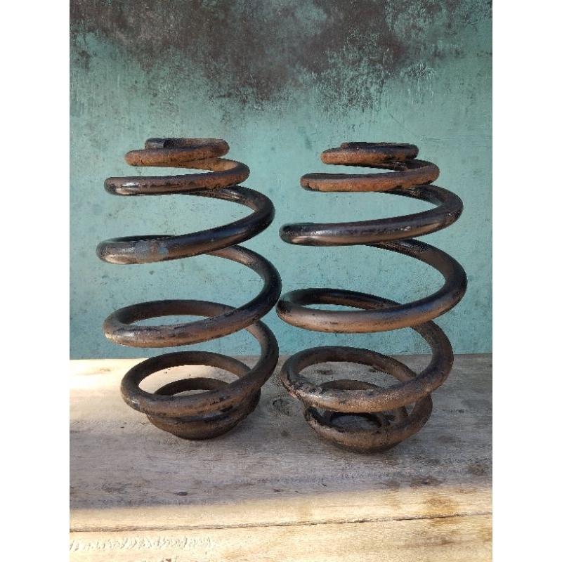 coil spring per spiral keong bmw belakang