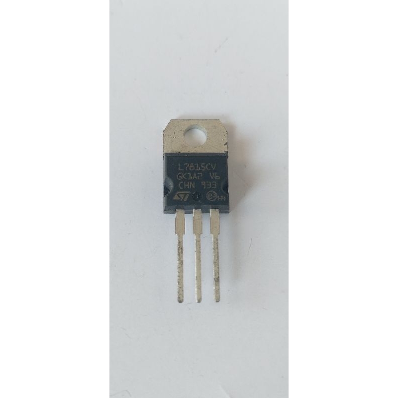 ic 7815