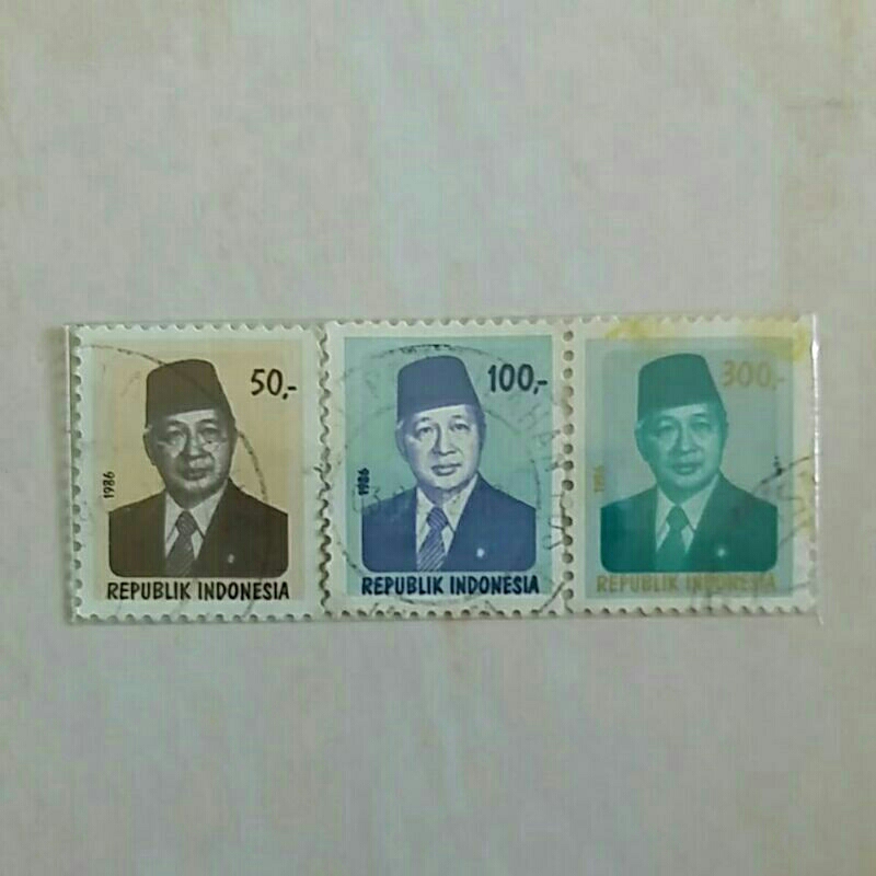 

(AC) Perangko Indonesia 1986 Presiden Soeharto Set Lengkap 3pcs Used