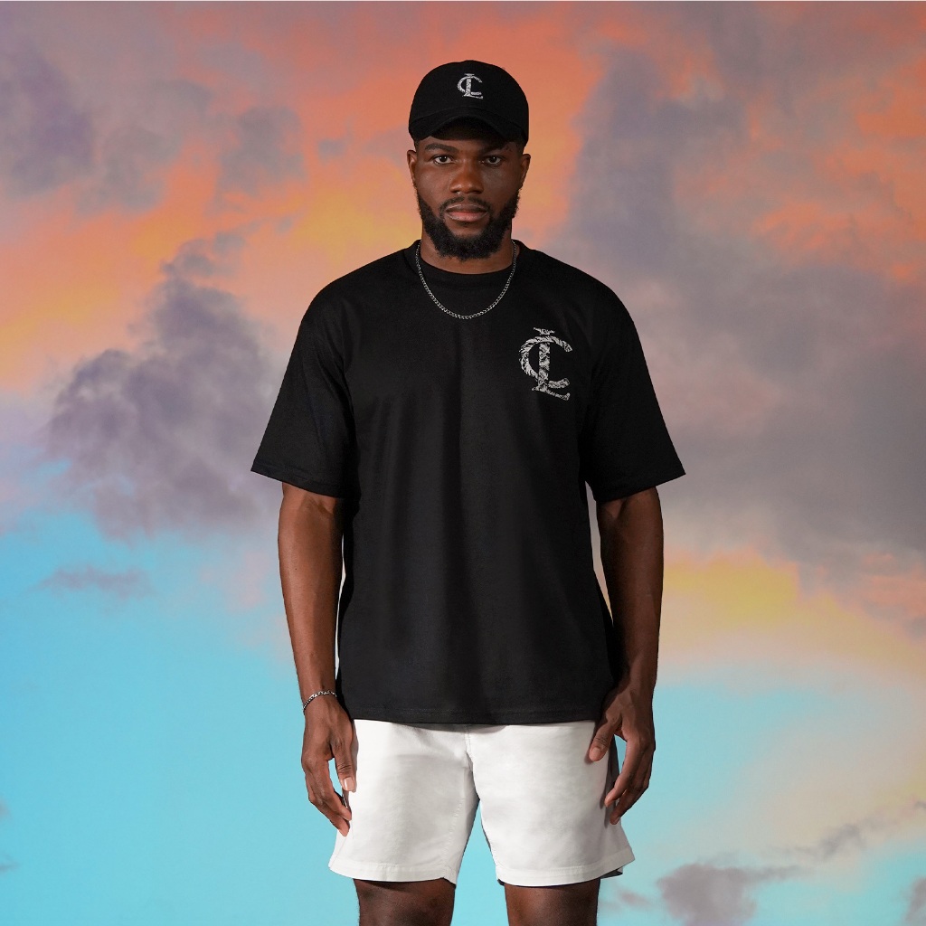 CELCIUS Waves Monog Logo Graphic T-Shirt LIN000538C Hitam