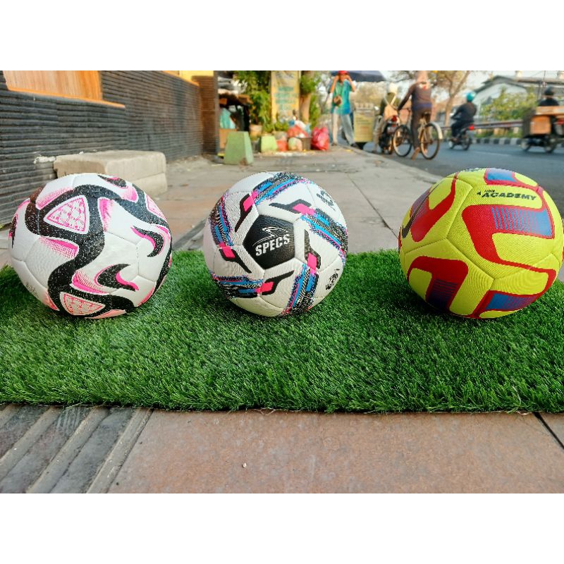 BOLA LAPANGAN SIZE 5 (bahan import texture kulit jeruk)