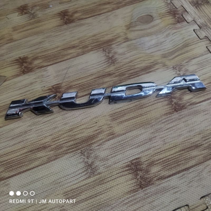 Emblem Mitsubishi kuda