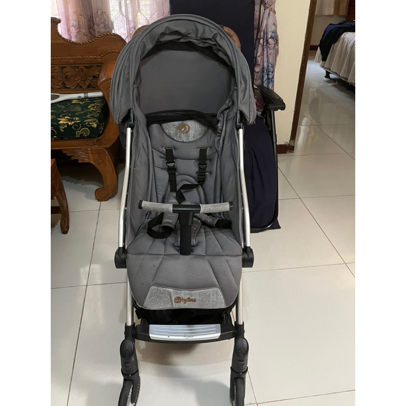 Preloved Stroller Hybrid Cabi Kereta Dorong Bayo Second