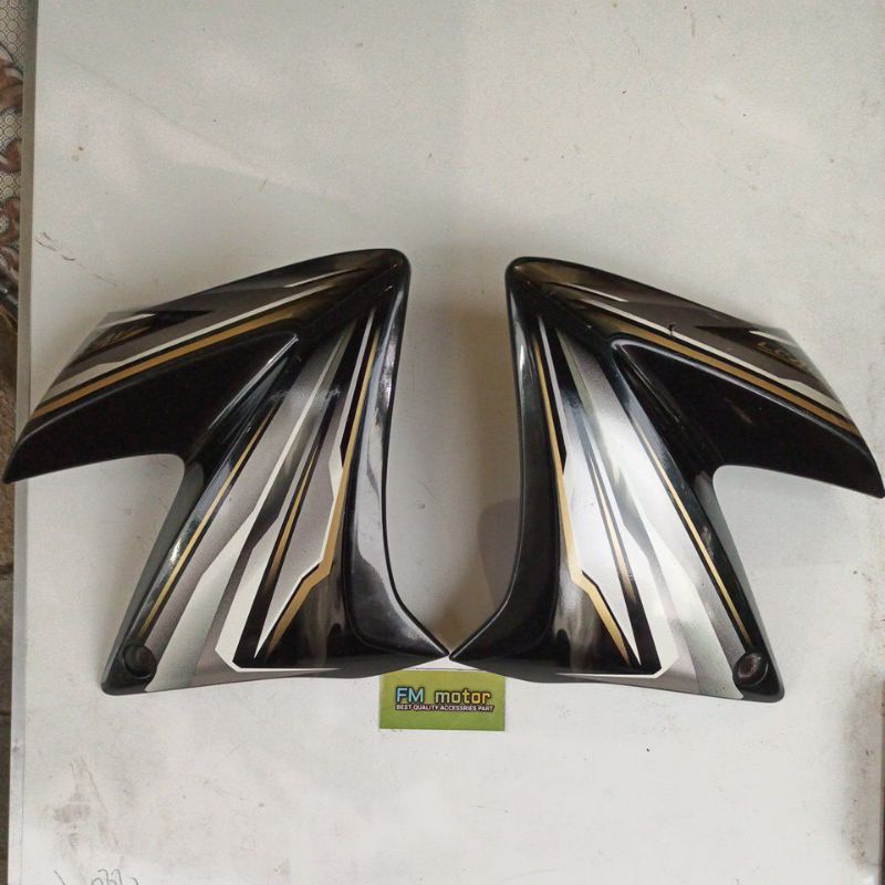 COVER SAYAP TANGKI YAMAHA VIXION OLD ORIGINAL SECOND