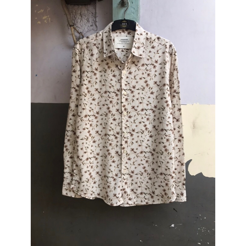 kemeja pria underair motif preloved