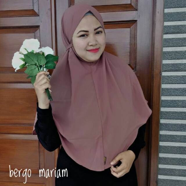 HIJAB INSTAN - BERGO MARYAM TALI BELAKANG (SIZE L)