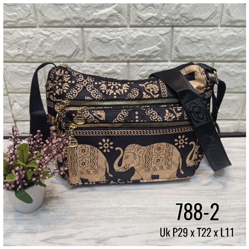 Tas Chibao Selempang Wanita Import Sling Bag Parasut Motif Gajah Warna Hitam Murah High Quality 788-2