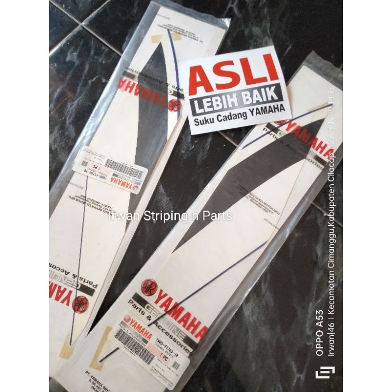 Sticker Stiker Striping Body Belakang Bawah ORIGINAL Yamaha R25 Movistar GP 2016