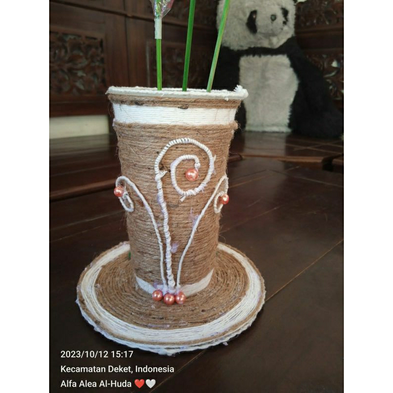 vas bunga tali rami vintage