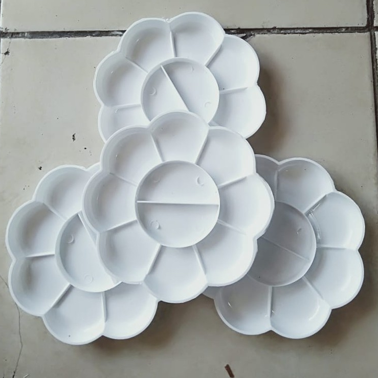 

PALET LUKIS BENTUK BUNGA PUTIH