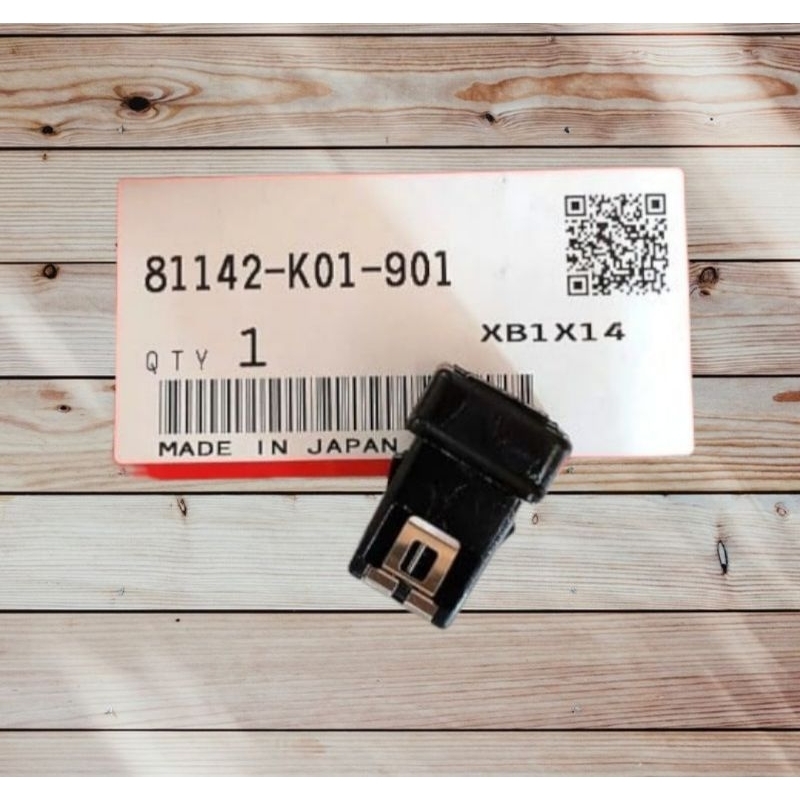 Latch pengait pengunci tutup Laci PCX ADV 150 160 Spacy Supra GTR Vario Techno 125 FI Original