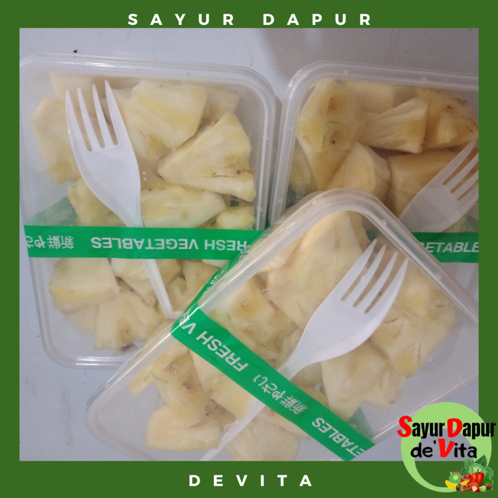 

Buah Nanas Kupas, Potong, Segar