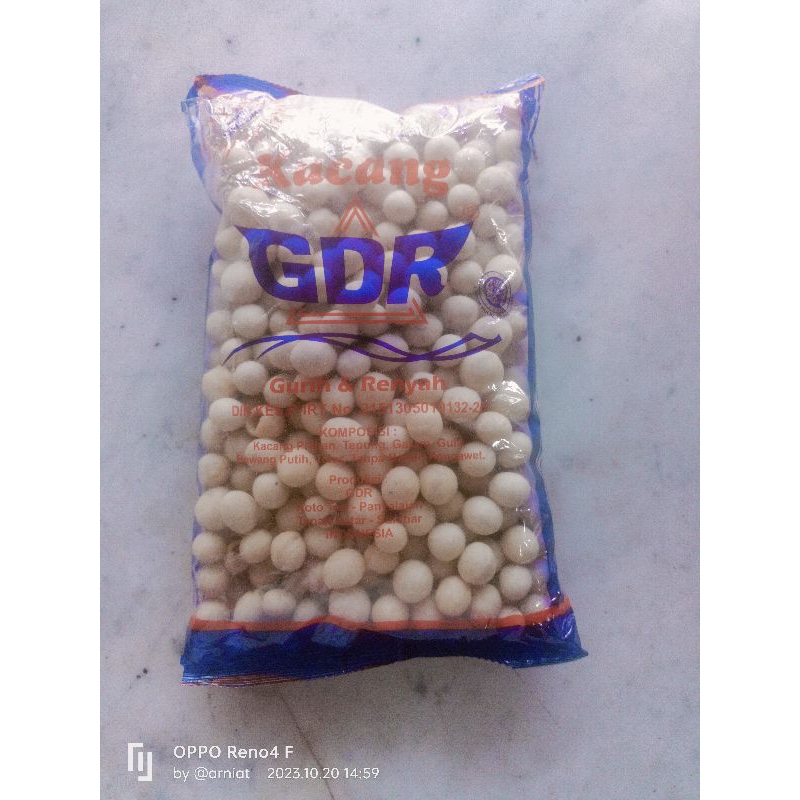 

1 bungkus Kacang GDR Super - Cemilan Gurih