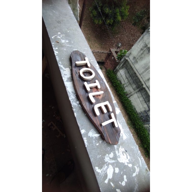 Papan Nama Petunjuk Tempat Lokasi Huruf Timbul Kayu Jati Belanda