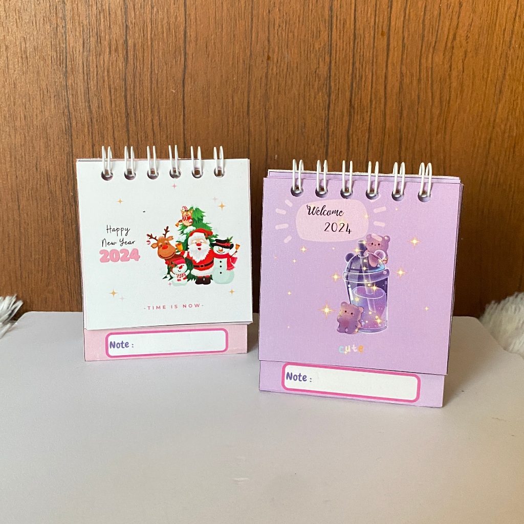 

Dewa Souvenir 2 Pcs Kalender Meja Mini Kalender Duduk Mini Tahun 2024 lucu