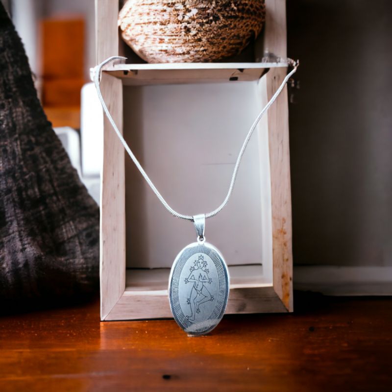 Kalung liontin motif bali anti karat pria wanita