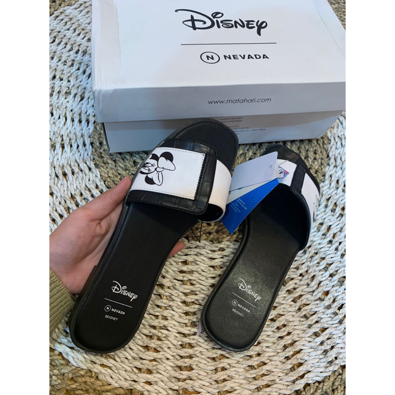 SANDAL & SEPATU DISNEY NEVADA