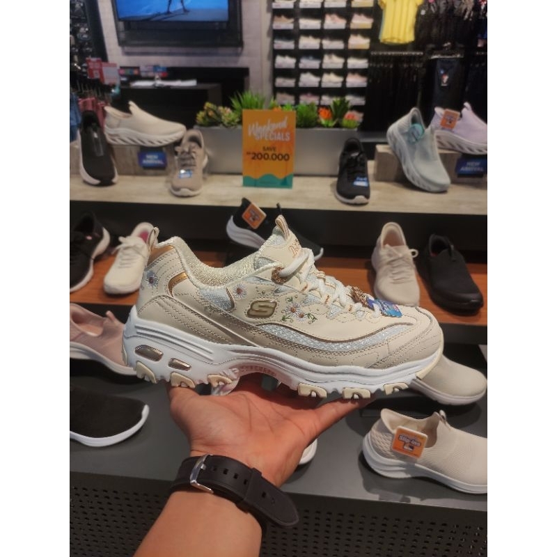 Sepatu Skechers D'Lites Women