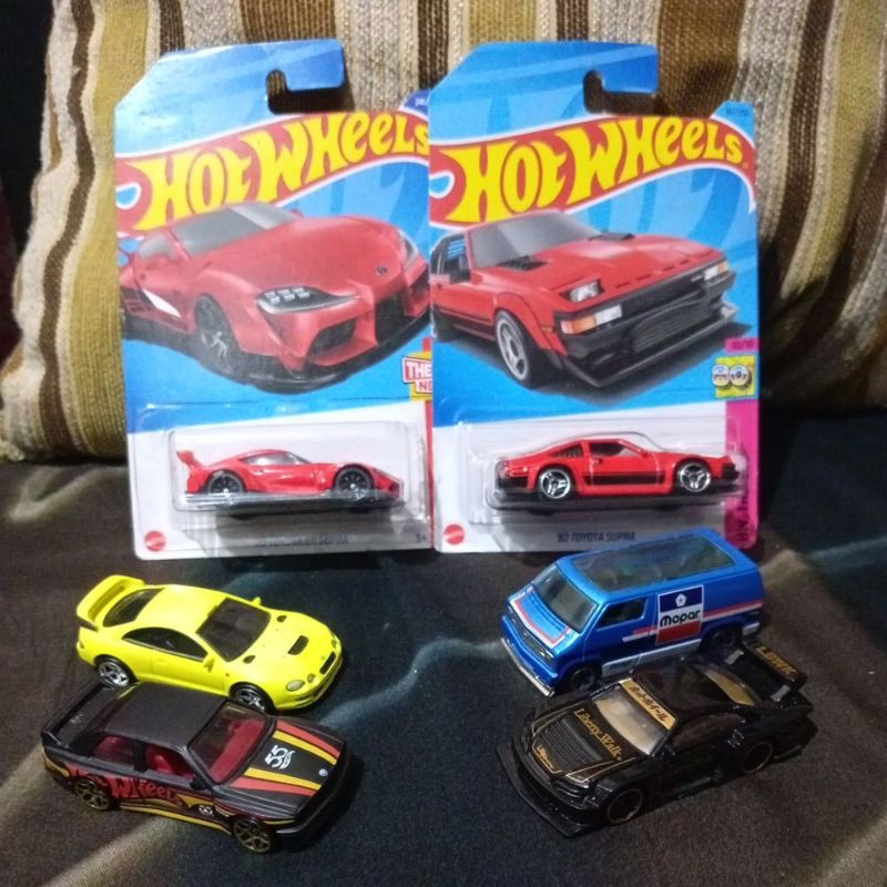 PAKETAN HOTWHEELS, (SUPRA GR, '82 SUPRA, TOYOTA CELICA, BMW M3, DODGE VAN MOPAR & nissan Silvia lbwk