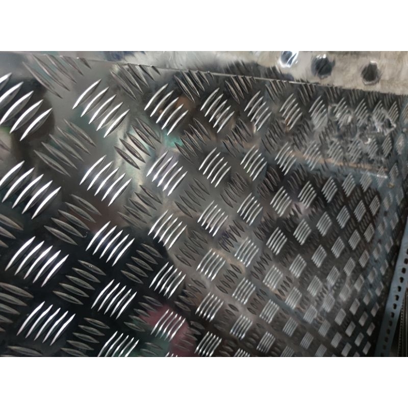 plat bordes aluminium 2mm 400x700mm