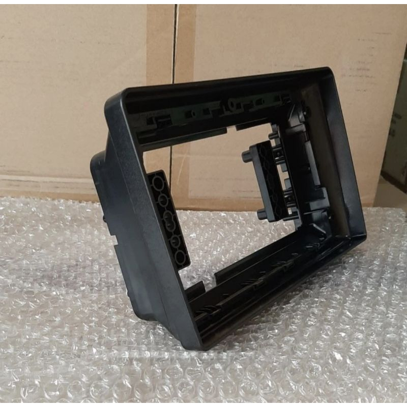 frame head unit android 9 inch mobil calya sigra