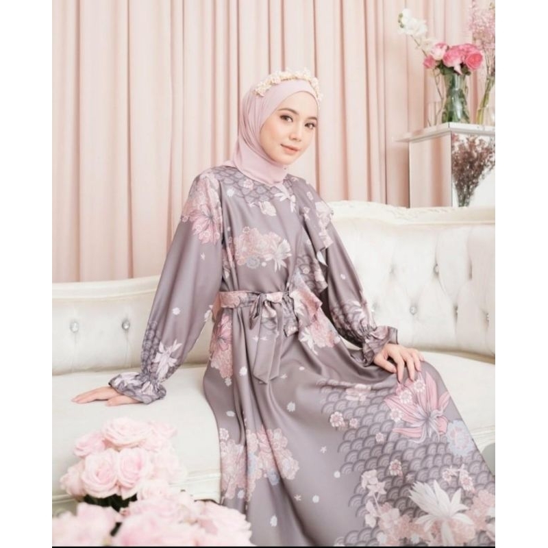 Teratai Dress by Vanilla Hijab Preloved