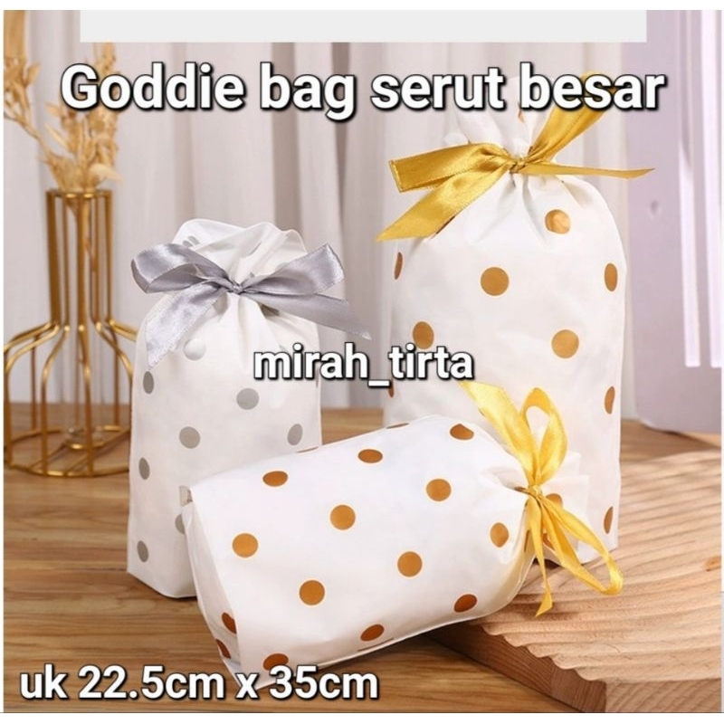 

❤BARU❤ 10 PCS Goodiebag serut besar. plastik ultah ulang tahun. plastik serut Besar .kantong ultah serut besar. plastik motif