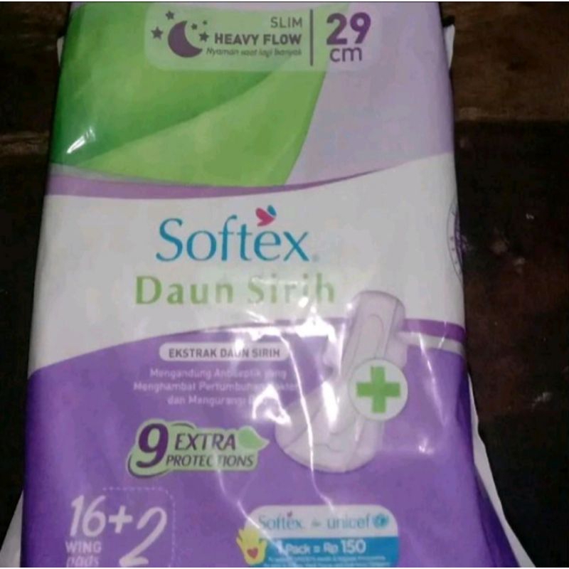 Softex Daun Sirih Night Wings 29Cm 16Pads, Softex Daun Sirih Night Wings 36Cm 12Pads