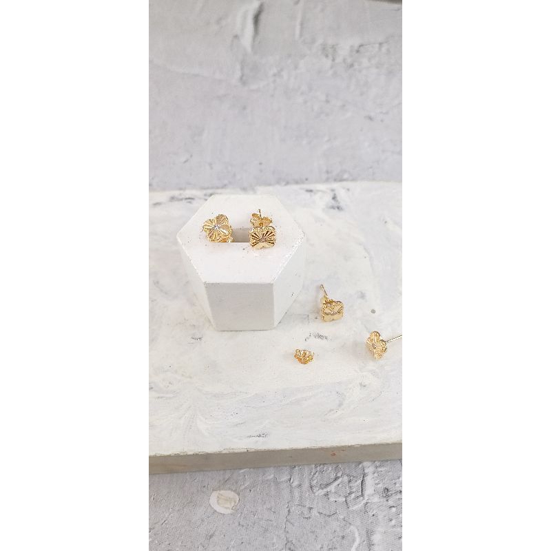 Anting Giwang tusuk Alhambra Emas Asli 8K