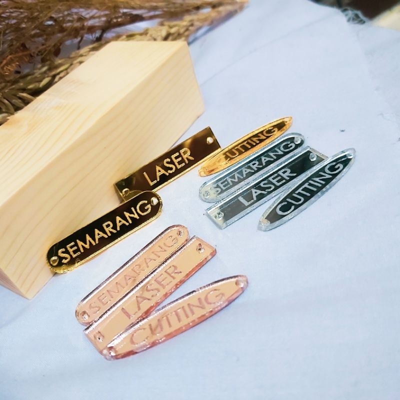 

Label Hijab Akrilik Rebranding Hijab/ Baju/ Gamis