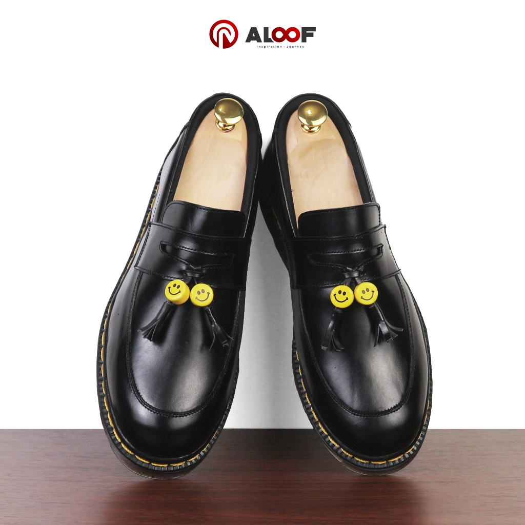 Aloof Smile Series - Sepatu Kulit Loafers Bisex Docmart